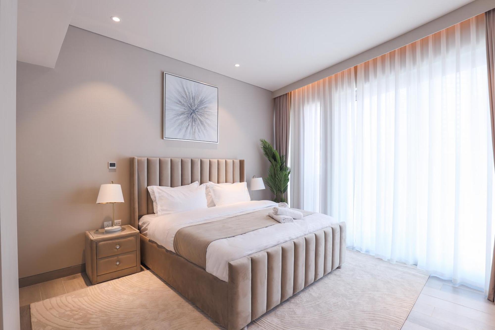 Stunning 1br In Marina, Canal View * Dubai