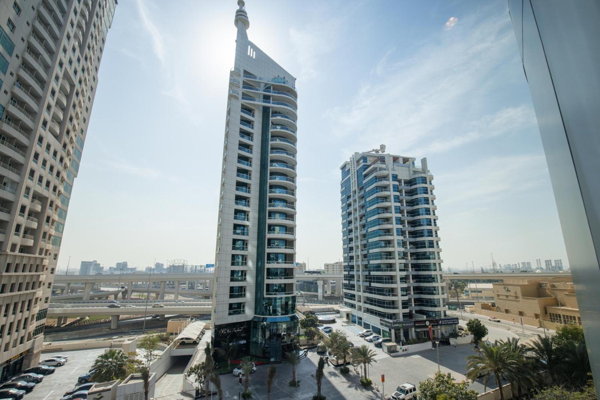 Stunning 1br In Marina, Canal View Apartment *
